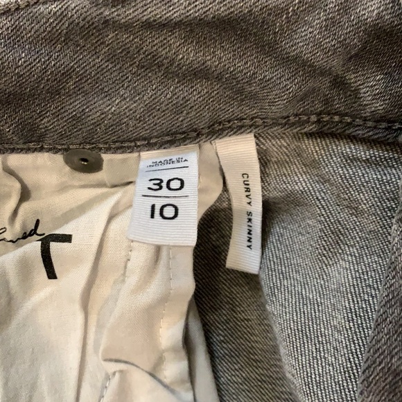 Loft Gray Curvy Skinny Jeans 10 - Picture 4 of 4